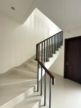 Ready Stock! Rumah Minimalis Modern 2lt di Podomoro Park Bandung
