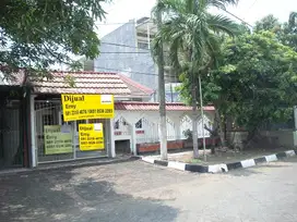 Rumah di Darmo Sentosa Raya - Surabaya Barat
