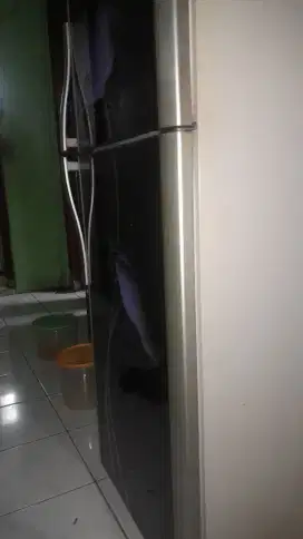 Kulkas 2 Pintu, harga nego