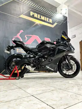 Zx25r 4cilinder km.8rb Black glossy super mwh15.Anugerah motor rungkut
