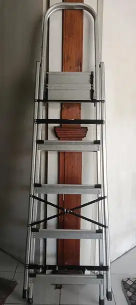 Tangga Alumunium