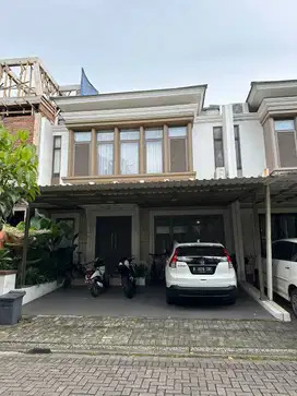 Rumah 8x14 di greenwich BSD