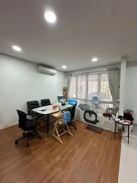 JUAL CEPAT RUMAH CANTIK DI LUXMORE BSD BISA KPR