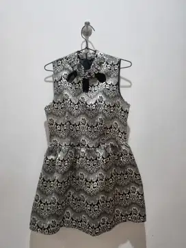 Baju pesta remaja