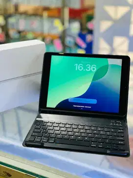 Ipad Gen 9 64 ibox + keyboard