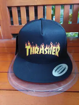 Topi Truckers Classic Yupoong Original  cstm THRASHER kondisi Baru