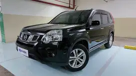 TDP 8,JT Nissan X-Trail 2.0 Bensin-AT Hitam 2014