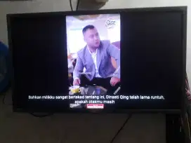Dijual tv led 32in smart android merk LG