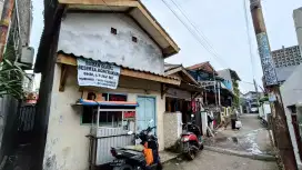 Dijual cepat Rumah beserta Kontrakan