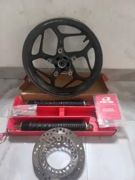 Velg dan shockbreaker pcx 160 + diskbrake