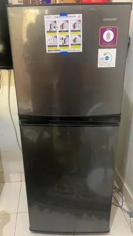 Kulkas Sharp 2 Pintu