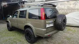 Ford Everest matic 4x4 2004 Diesel