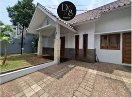 Rumah Pondok Indah. Luas 289 m2. 3BR. Unfurnished. Harga 48 juta / m2