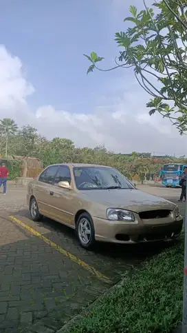 Hyundai Accent 2001 Bensin