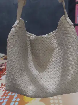 Tas fashion warna cream dan hijau