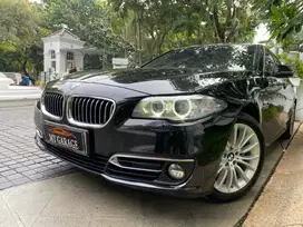 BMW 528i 2016 Luxury Facelift hitam antik Full Original Seevice Record