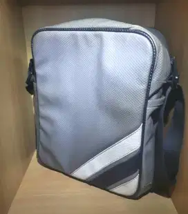 FS : Tas Selempang Green Light Original ...