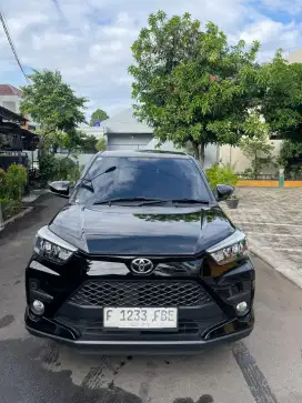Toyota Raize 1.0 Turbo Hitam