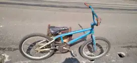 Bmx wimcycle torpedo