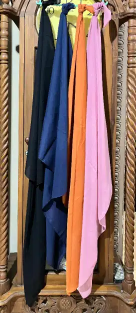 Jual jilbab polos & motif