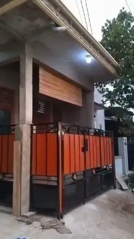 Pintu pagar model kayu