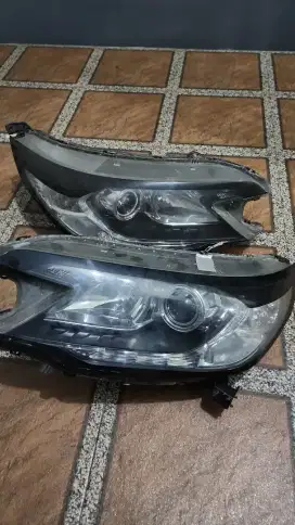 Headlamp CRV tahun 2014
