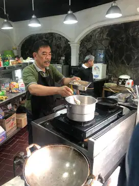 Admin, Keuangan dan akunting