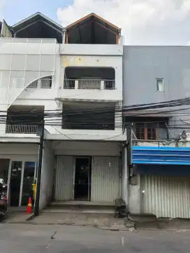 Disewakan dan Dijual Ruko di Jalan Utama Galaxy Bekasi