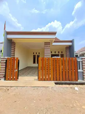 Rumah siap huni DP 0% lokasi 10 menit ke stasiun depok