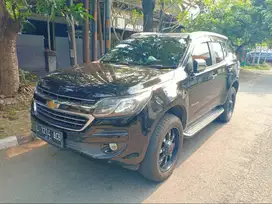 Dijual: Chevrolet Trailblazer 2.5 LT AT Diesel – SUV Tangguh, Mesin Ba