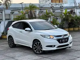 Dp17 Full Record Honda HRV E CVT AT Putih 2015 2016