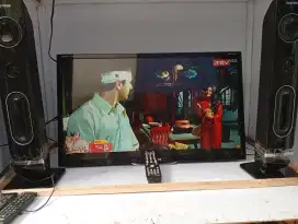 1 Unit TV Jadul POLITRON 32