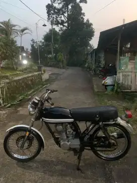 di jual Cb basik gl 100 surat lengkap off lama plat AD sragen