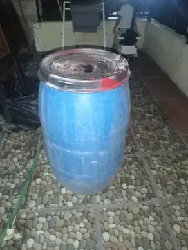 Tong Biru serbaguna