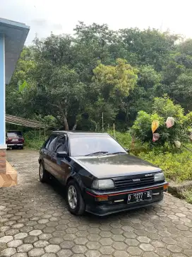 Toyota Starlet 1.0 Ep 70