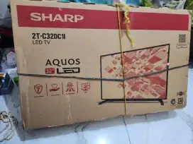Jual cepat TV Sharp Aquos 32 inci.  Mulus. Agus . Cuna pake 1 miggu
