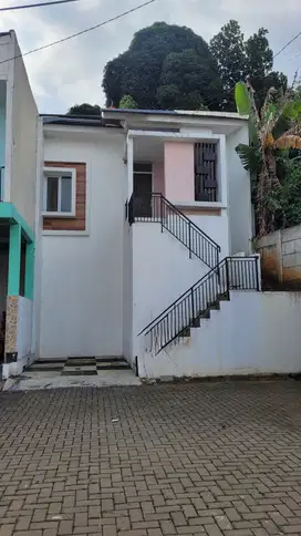 Rumah Take over Strategis Padasuka Saung Udjo 15 menit Ke Gedung Sate
