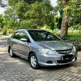 Honda City Matic 2008 KMLow servis record Honda terlampir difoto
