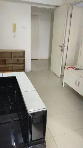 Dijual murah apartemen Bassura City tower D lt 22  tipe 2 BR semi