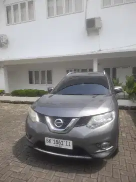Nissan x trail 2.5 AT 2015 abu abu