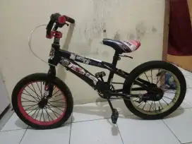 Sepeda anak second