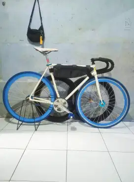 Sepeda Fixie Classik
