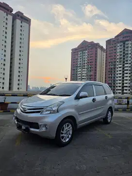 Daihatsu Xenia 2012 Bensin