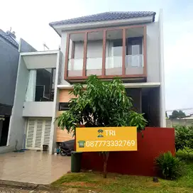 16581// Jual cepat rumah kebayoran Bintaro halaman belakang luas 100 m