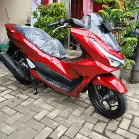 HONDA PCX 160 CBA MERAH