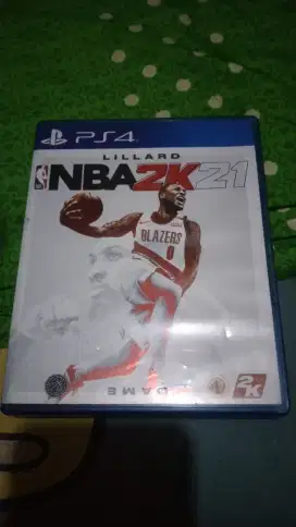 Jual kaset ps4 NBA 2K21 kondisi baik normal
