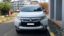 Mitsubishi pajero sport dakar ultimate 2018 putih