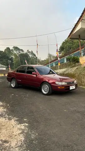 Toyota Great Corolla SEG 1995 M/T