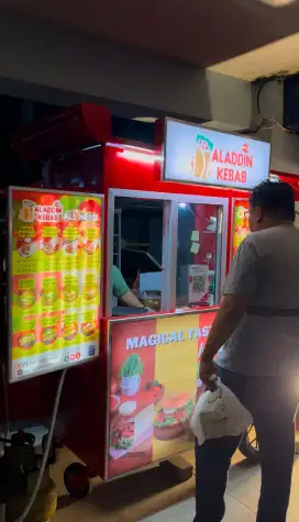 STAFF OUTLET KEBAB