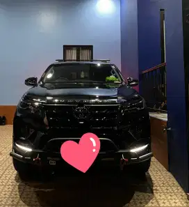 Dijual Fortuner GR sport 2021 (2400cc) km rendah